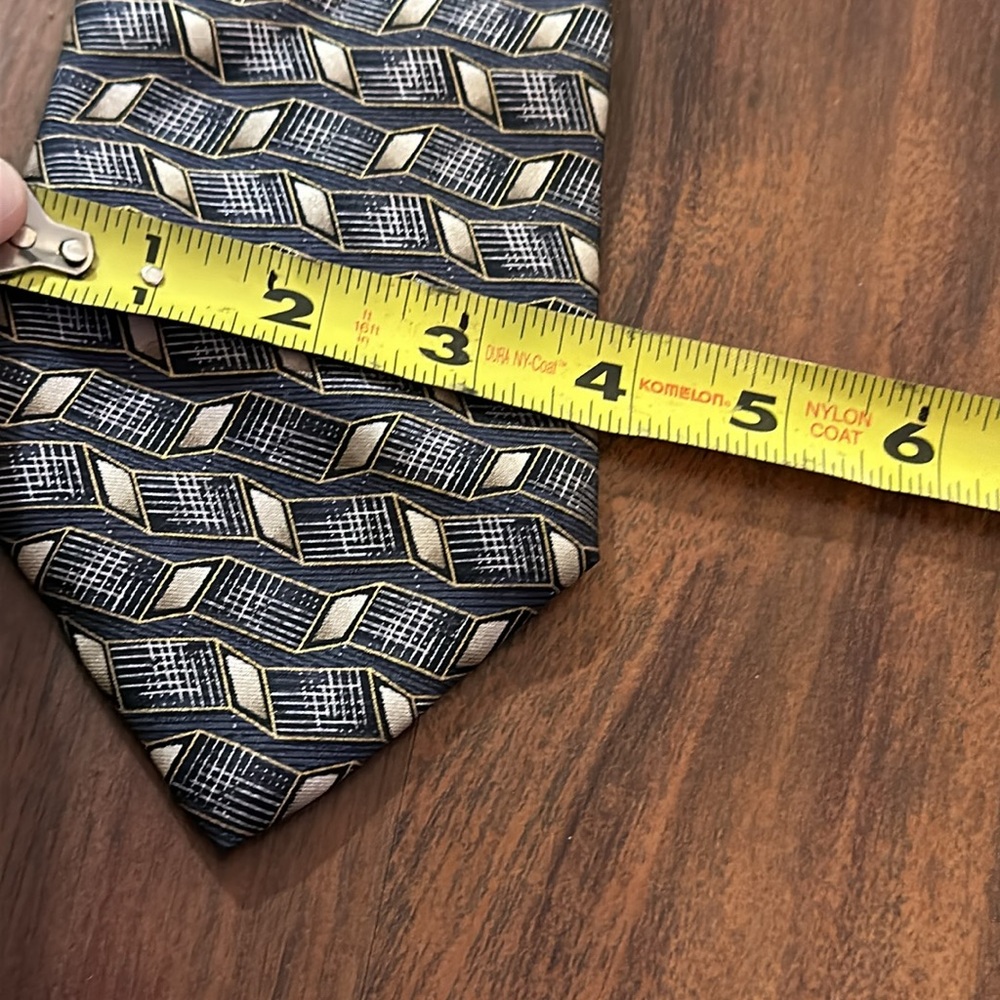 VTG Deansgate Geo Print Art Deco Mens Neck Tie, Formal, 100% Silk, Gray Tan - Picture 9 of 9